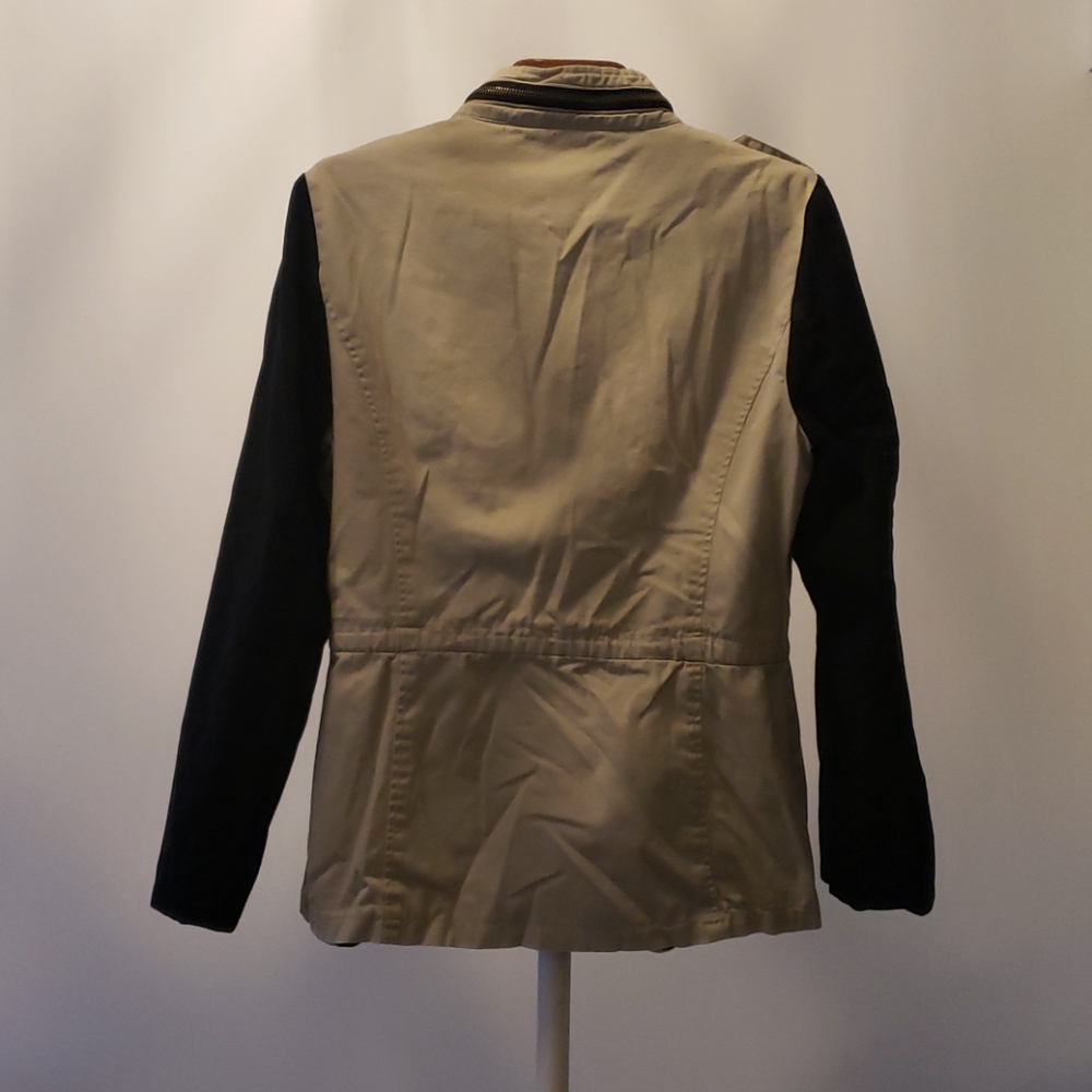 Light Weight Jacket - image 2